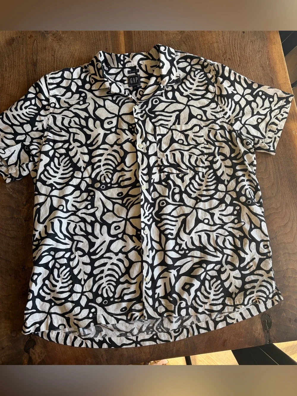 GAP Black & White Patterned Linen collared Shirt XL - Men's